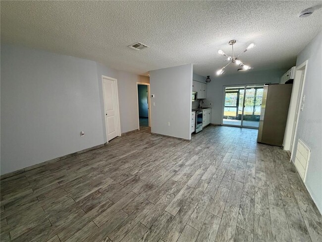 Building Photo - 4546 Edith St