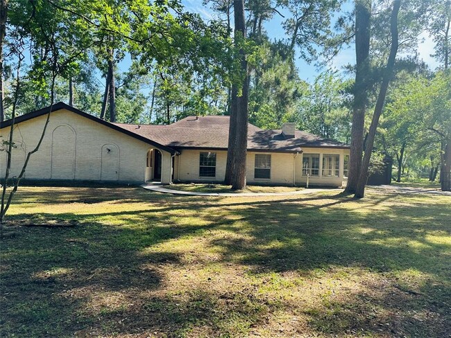 Building Photo - 11842 Deep Woods Dr