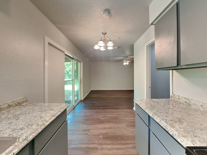 Building Photo - 1202 Neptune Dr