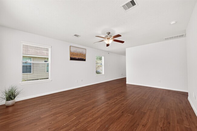 Building Photo - 5943 Stockholm Ct