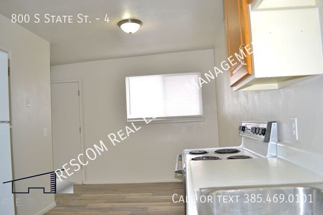 Building Photo - 800 State St