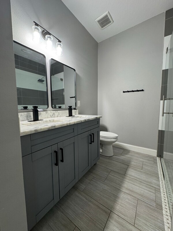 Building Photo - 6412 S Adelia Ave