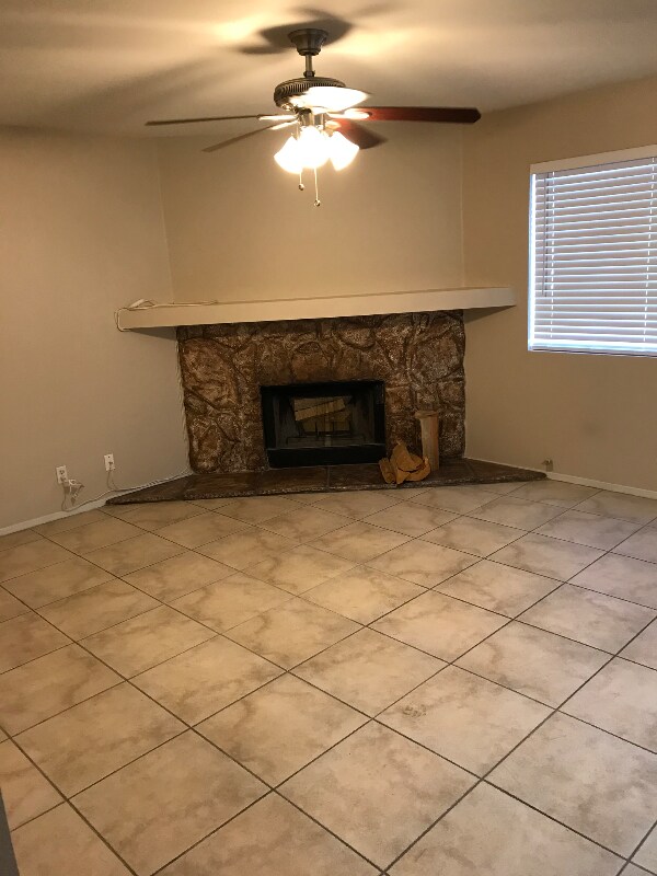 Building Photo - 7941 Decker Canyon Dr