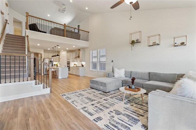 Building Photo - 156 Janelle Ln