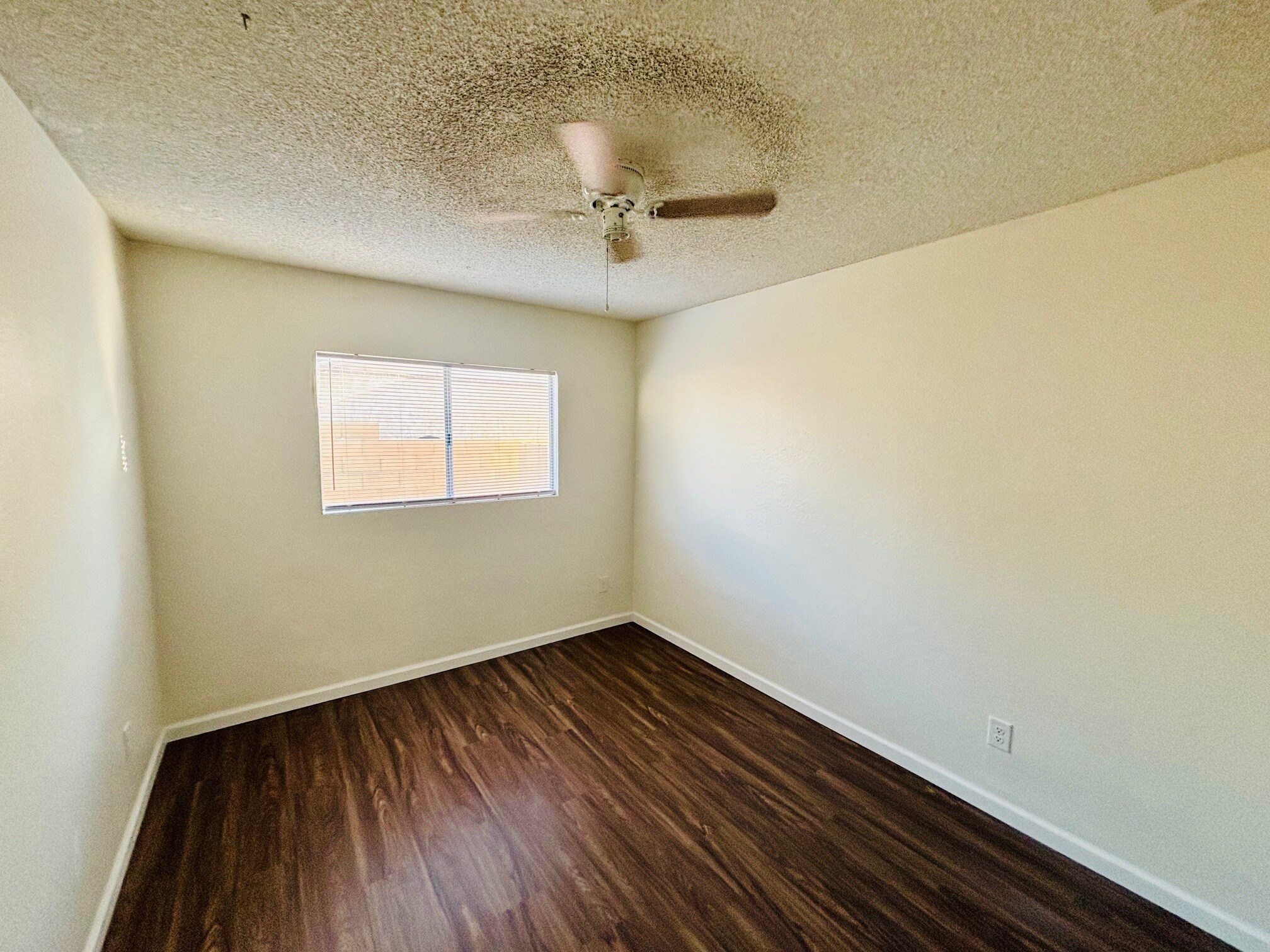 Building Photo - 43214 Archwood Way