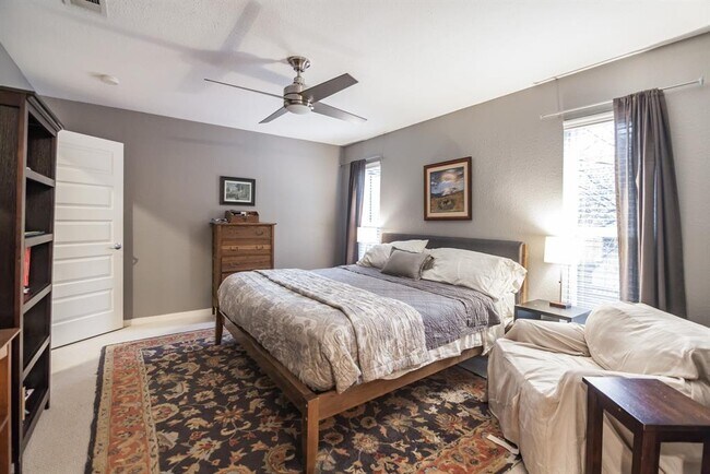 Building Photo - 3214 Clawson Rd