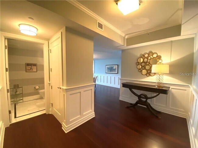 Building Photo - 331 Cleveland St