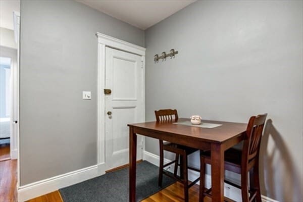 Building Photo - 5 Vinal St