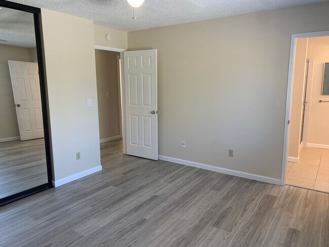 Building Photo - Upgraded Suisun City Home Available NOW!