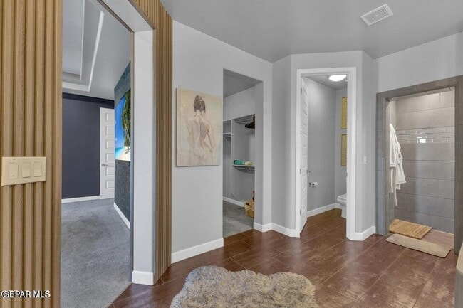 Building Photo - 12292 Fresh Water Dr