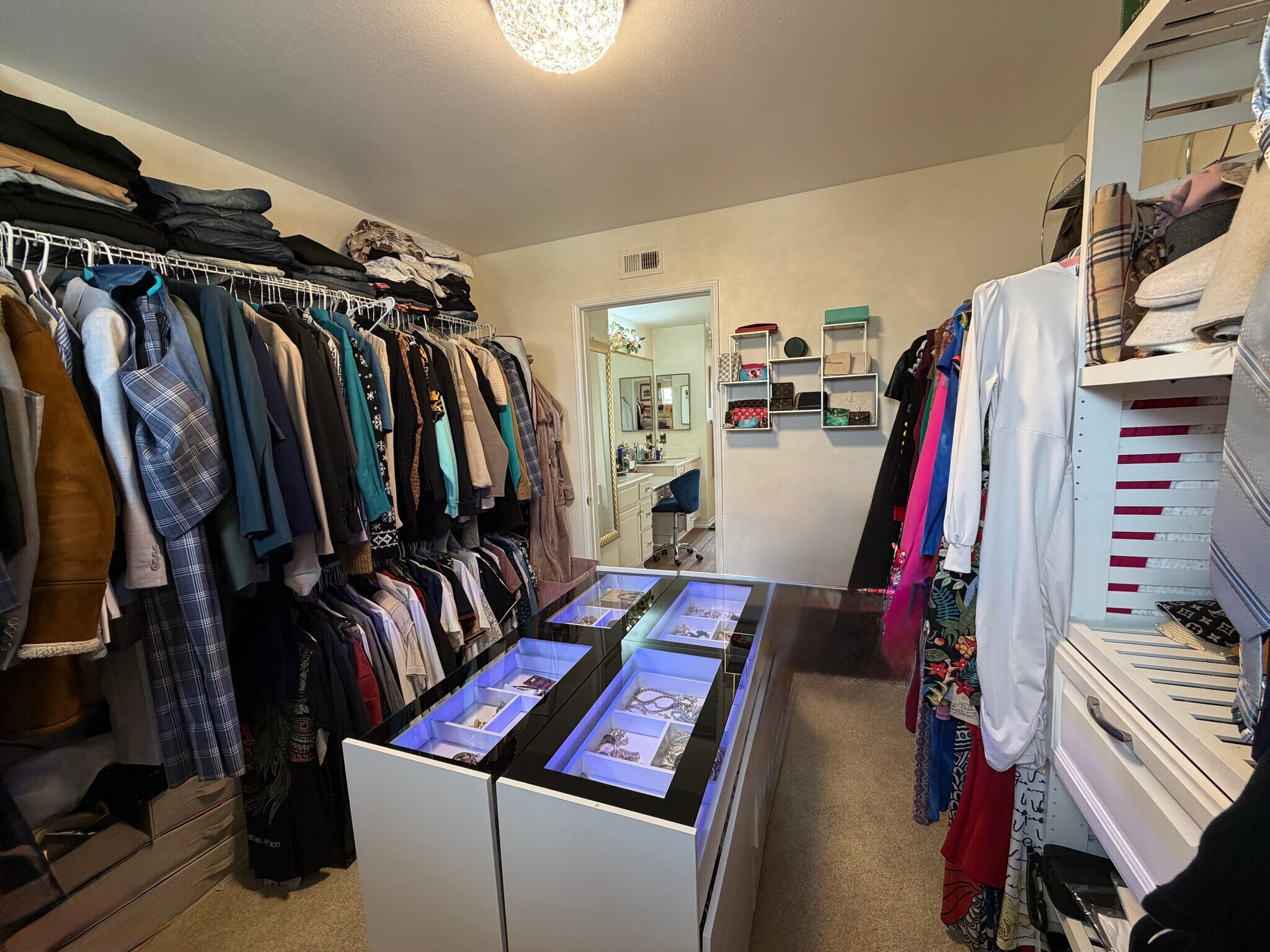 Building Photo - 12241 Queensbury Dr