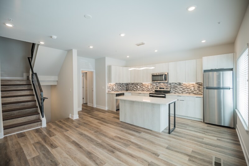 Building Photo - 3707 Haverford Ave