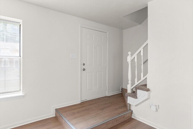 Building Photo - Greenbrier Living Near Shopping, Dining & Major Chesapeake Conveniences at this COMPLETELY REHABB...