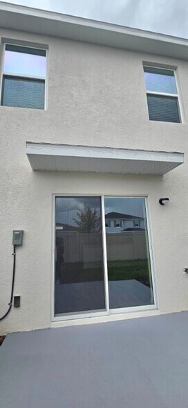 Building Photo - 32562 Midsummer Night Ln