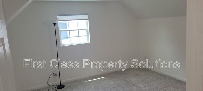 Building Photo - 6428 Drexel Ave