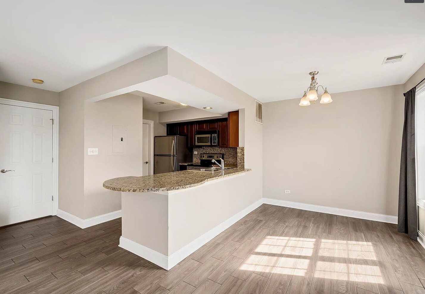 Building Photo - 11 Foxcroft Rd