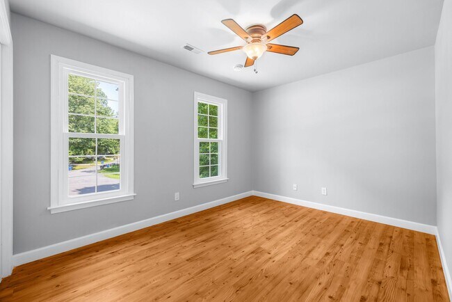 Building Photo - 3 Bedroom Home in Chesterfield County ***Available August 2026**