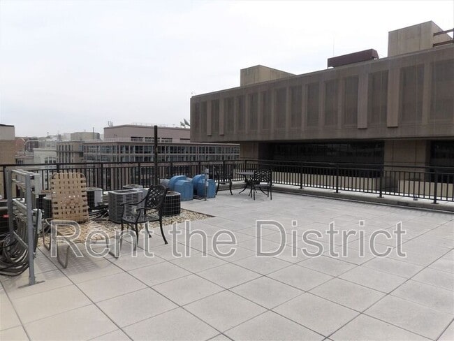 Building Photo - 915 E Street NW