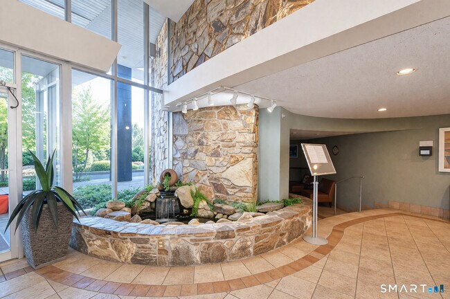 Building Photo - 30 Woodland St