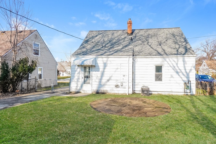 Building Photo - 26900 Zeman Ave