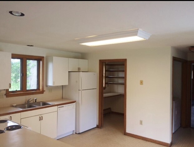 kitchen - 28 Stockbridge St