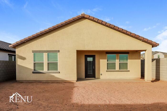 Building Photo - 35551 W San Capistrano Ave