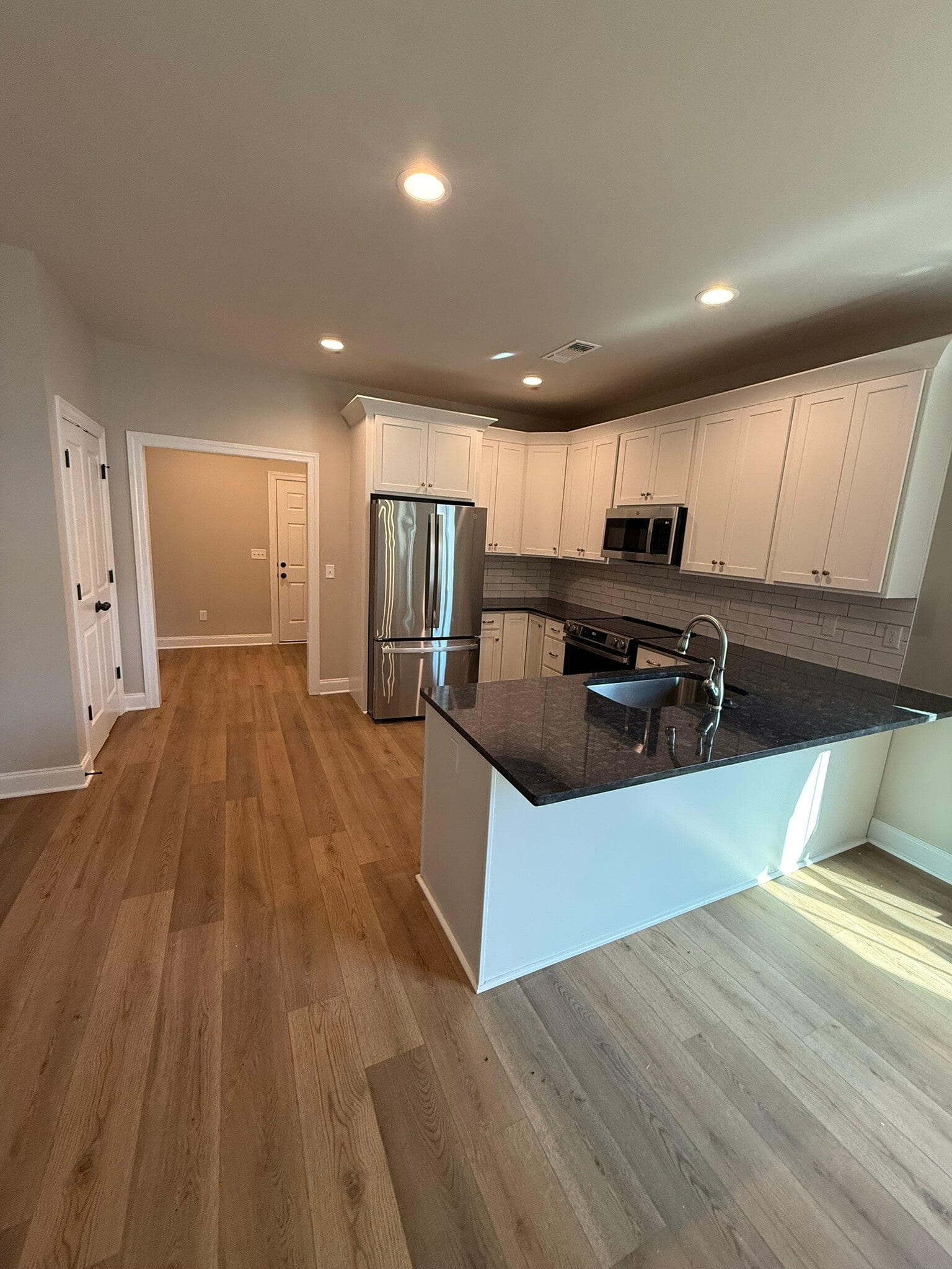 Building Photo - 713 Ewing Blvd