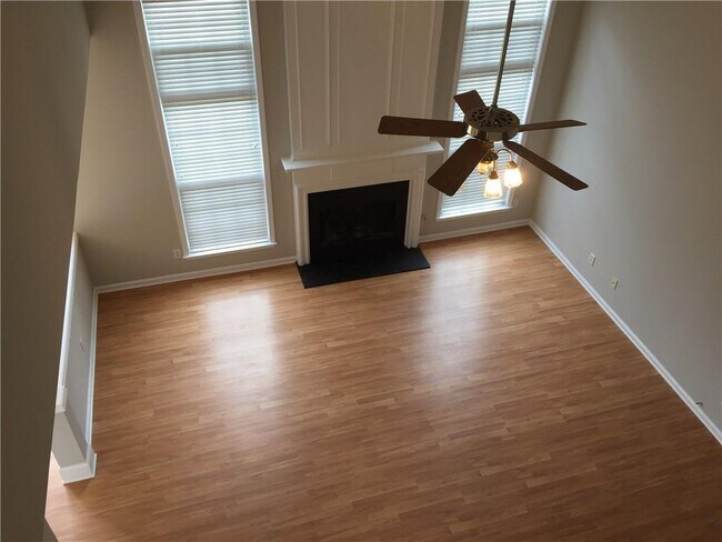 Building Photo - 4412 Shillham Ct