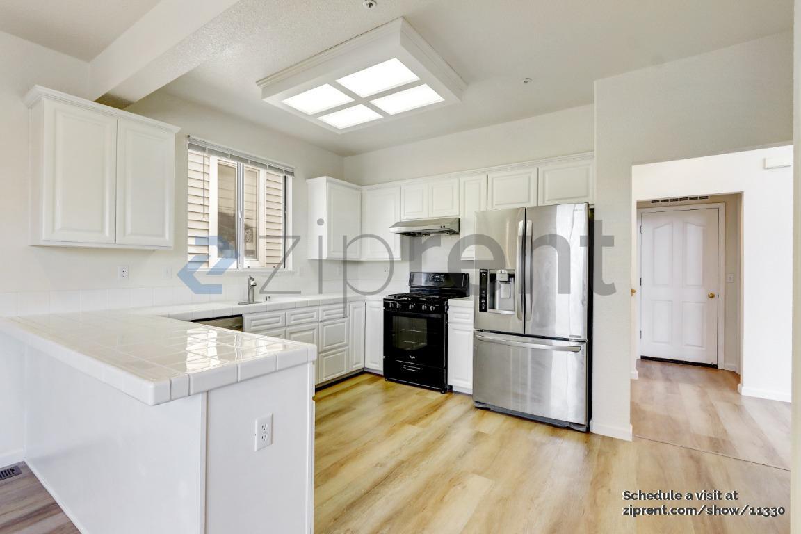 Building Photo - 620 Alexis Cir