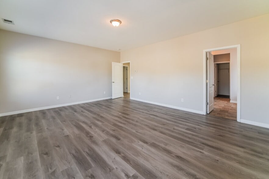 Building Photo - 3732 Humber Ct