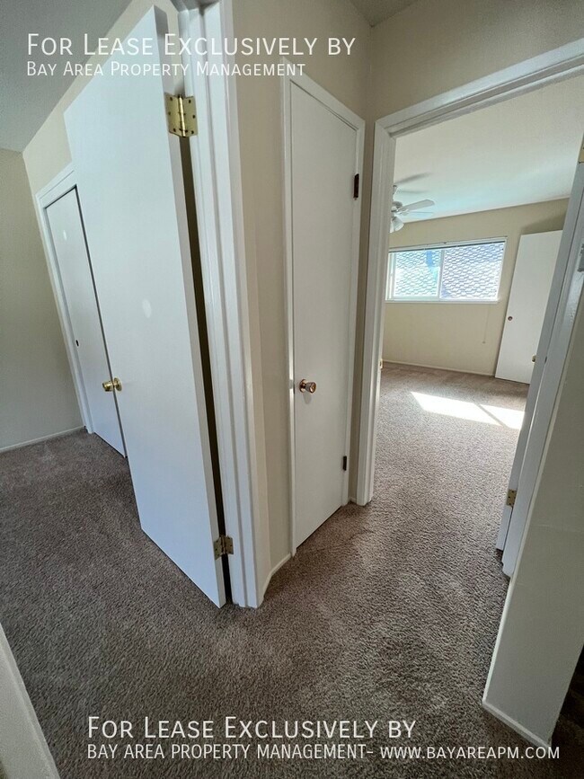 Building Photo - 1146 Pierce St