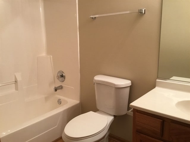 Building Photo - 481 Pheasant Chase Dr