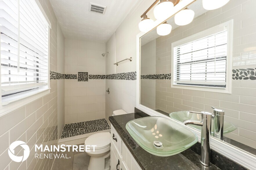 Building Photo - 137 Slicky Rock Ct