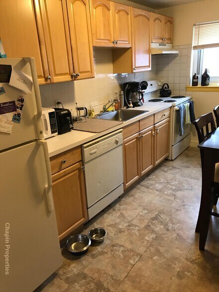 Building Photo - 79 Chestnut St