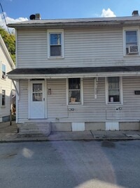 Building Photo - 372-374 Tolbert Ave