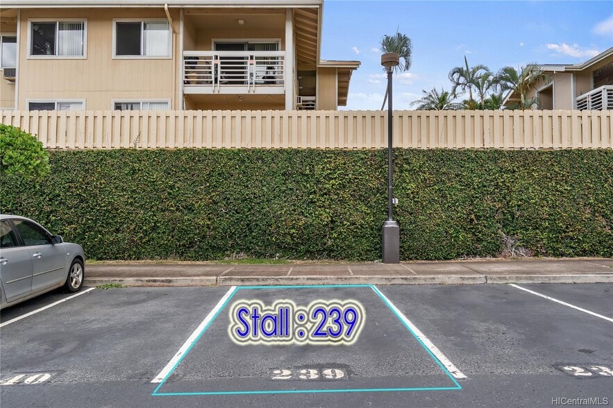 Building Photo - 94-526 Kupuohi St