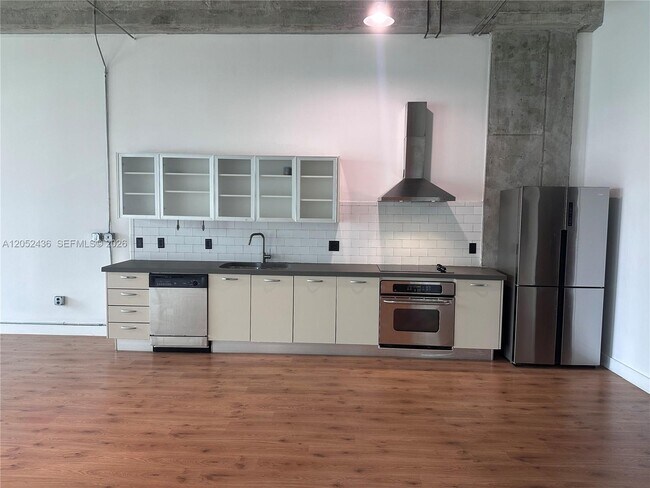 Building Photo - 1749 NE Miami Ct