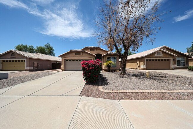 Building Photo - Charming 3-bedroom, 2-bathroom home locate...