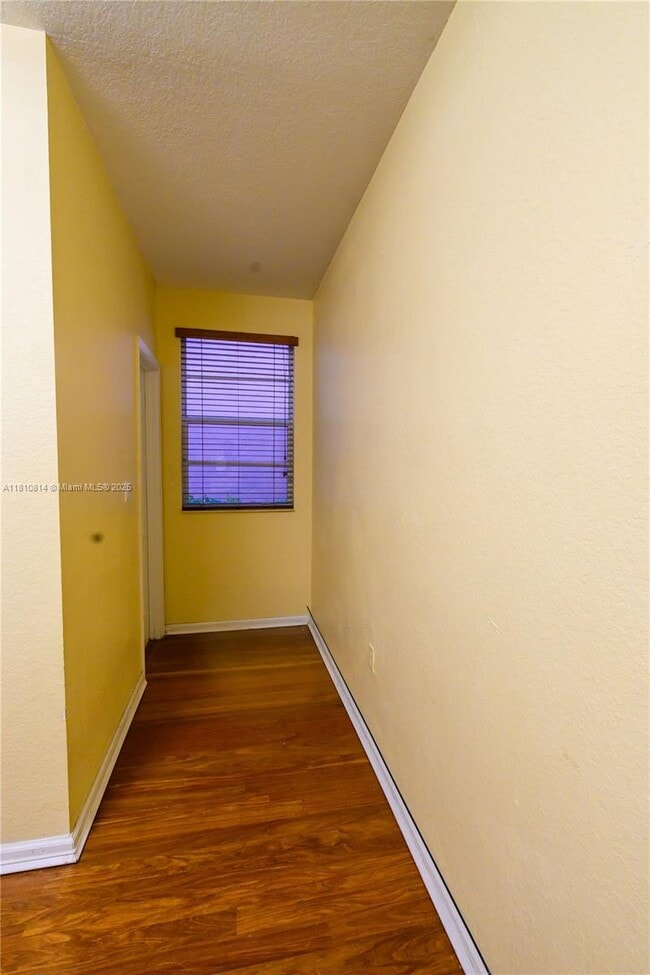 Building Photo - 20480 NW 9th Pl