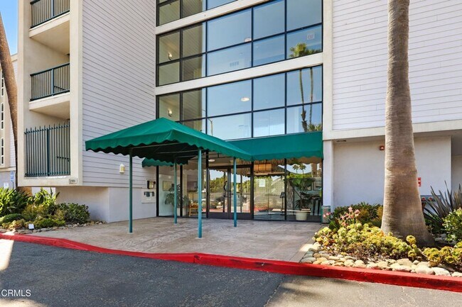 Building Photo - 1+1 Peninsula Condo on the Channel Islands Harbor w/lots of Amenities