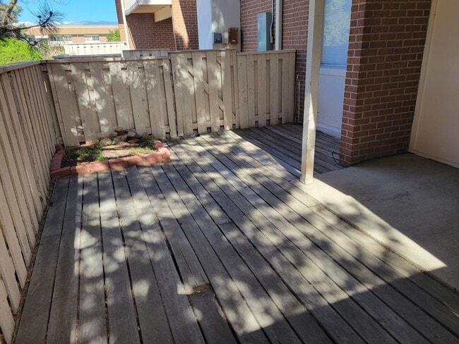 Building Photo - Newly Remodeled 1bed/1bath condo in Stonegate Community in Gunbarrel