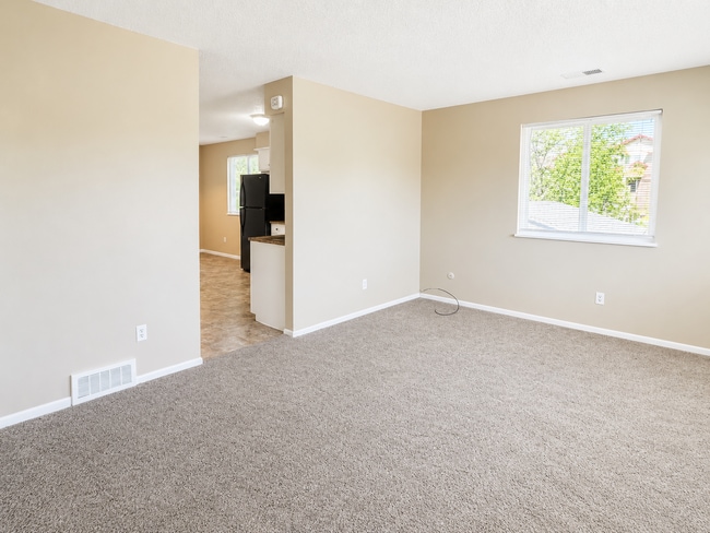 Building Photo - Denver Apartment Near Cherry Creek Trail & Garland Park