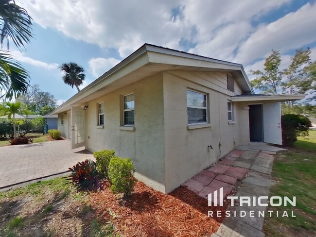 Building Photo - 3036 Regatta Dr