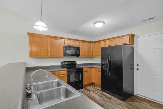 Building Photo - 152 Crooked Run Dr