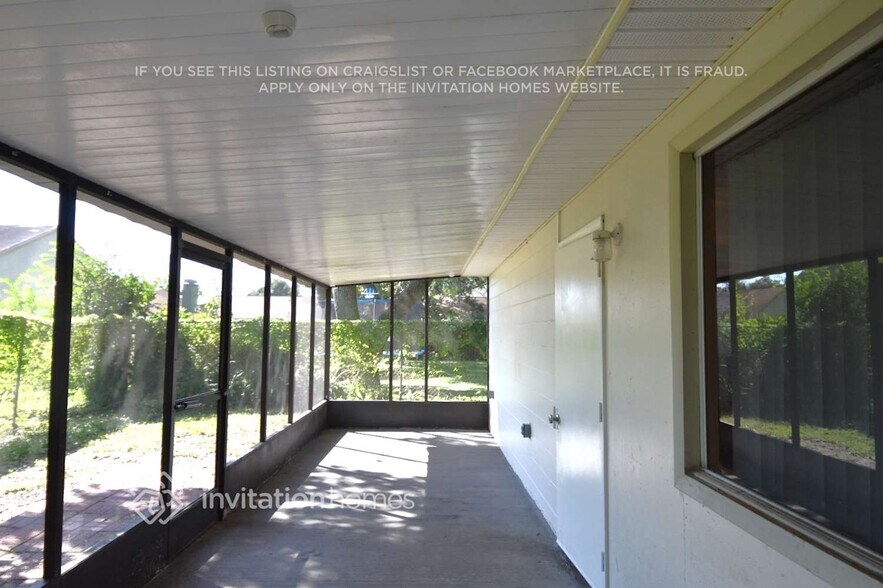 Building Photo - 1645 Sailpoint Dr