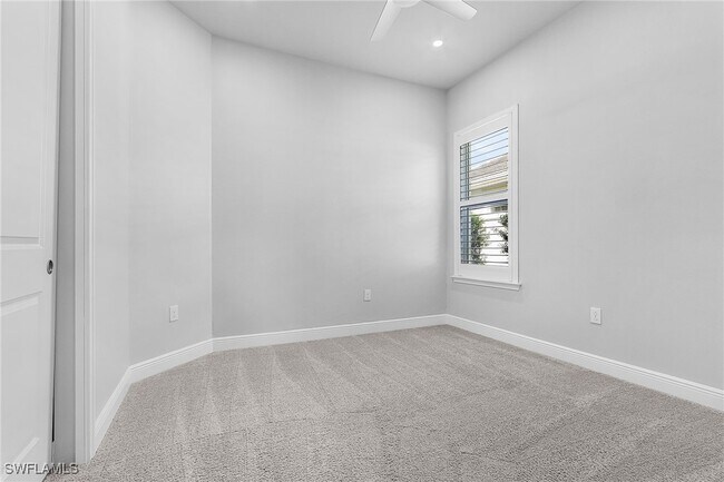 Building Photo - 3420 Pilot Cir