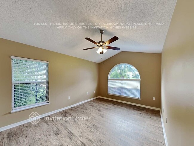 Building Photo - 543 Bent Oak Loop