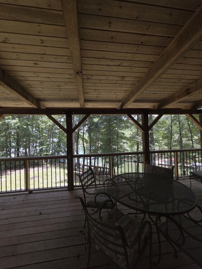 Building Photo - 375 E River Bend Dr