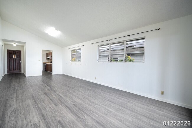 Building Photo - 94-707-707 Kamalo St