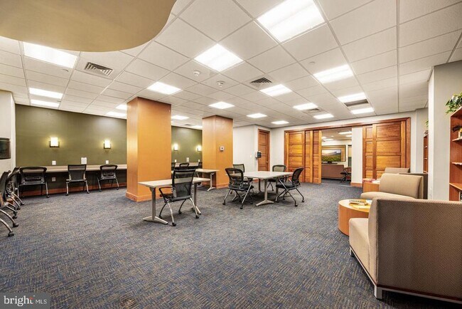 Building Photo - 2601 Pennsylvania Ave